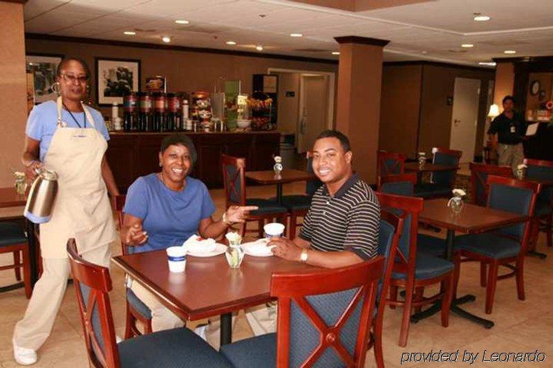 Hampton Inn Raleigh Cary Restaurante foto